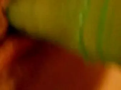 BBW టీన్ బ్లోజాబ్ చేస్తుంది