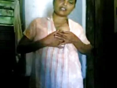 ఎబోనీ శ్యామల ఆత్మవిశ్వాసం నడుపుతుంది