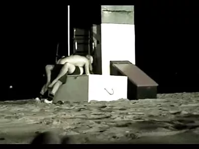 చిన్న తేనె దానిని తొక్కడం అవసరం